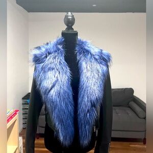 Bar lll leather moto jacket with detachable fur 💙💙